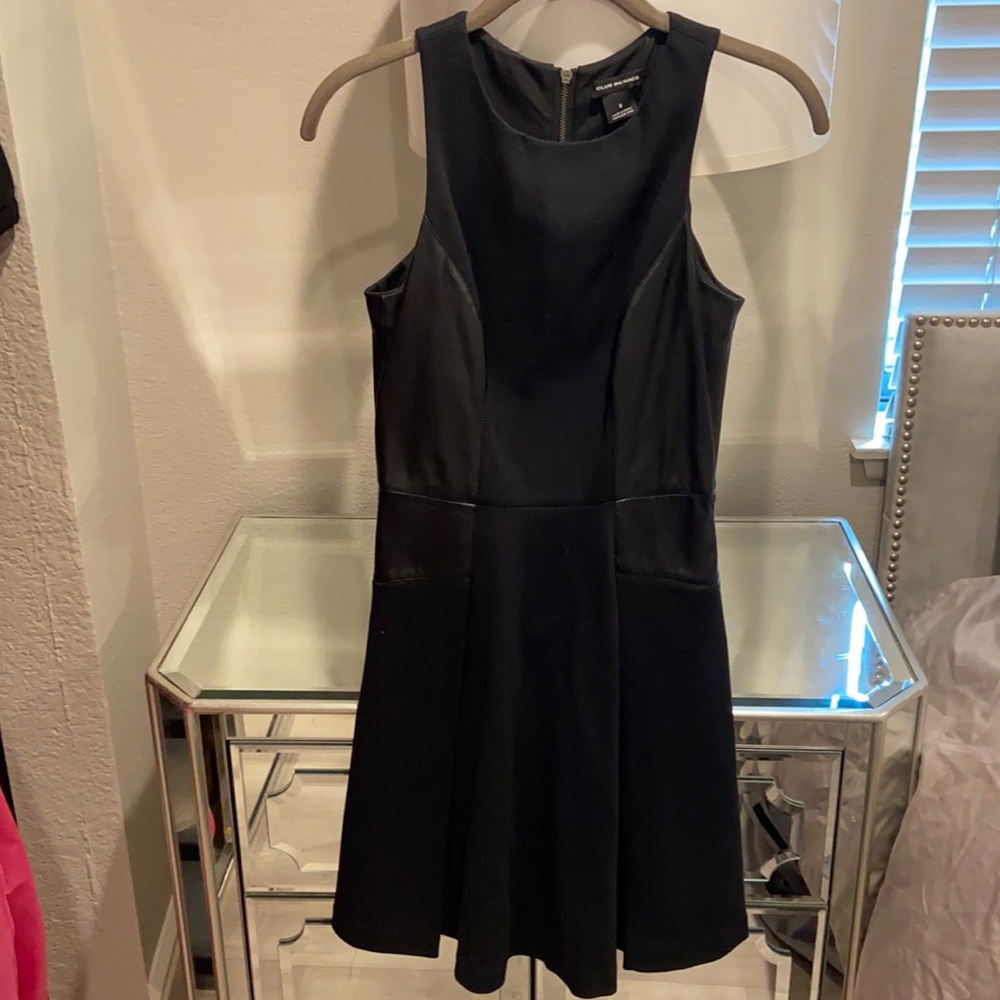 Club Monaco Leather Fit and Flare Dress Size 0